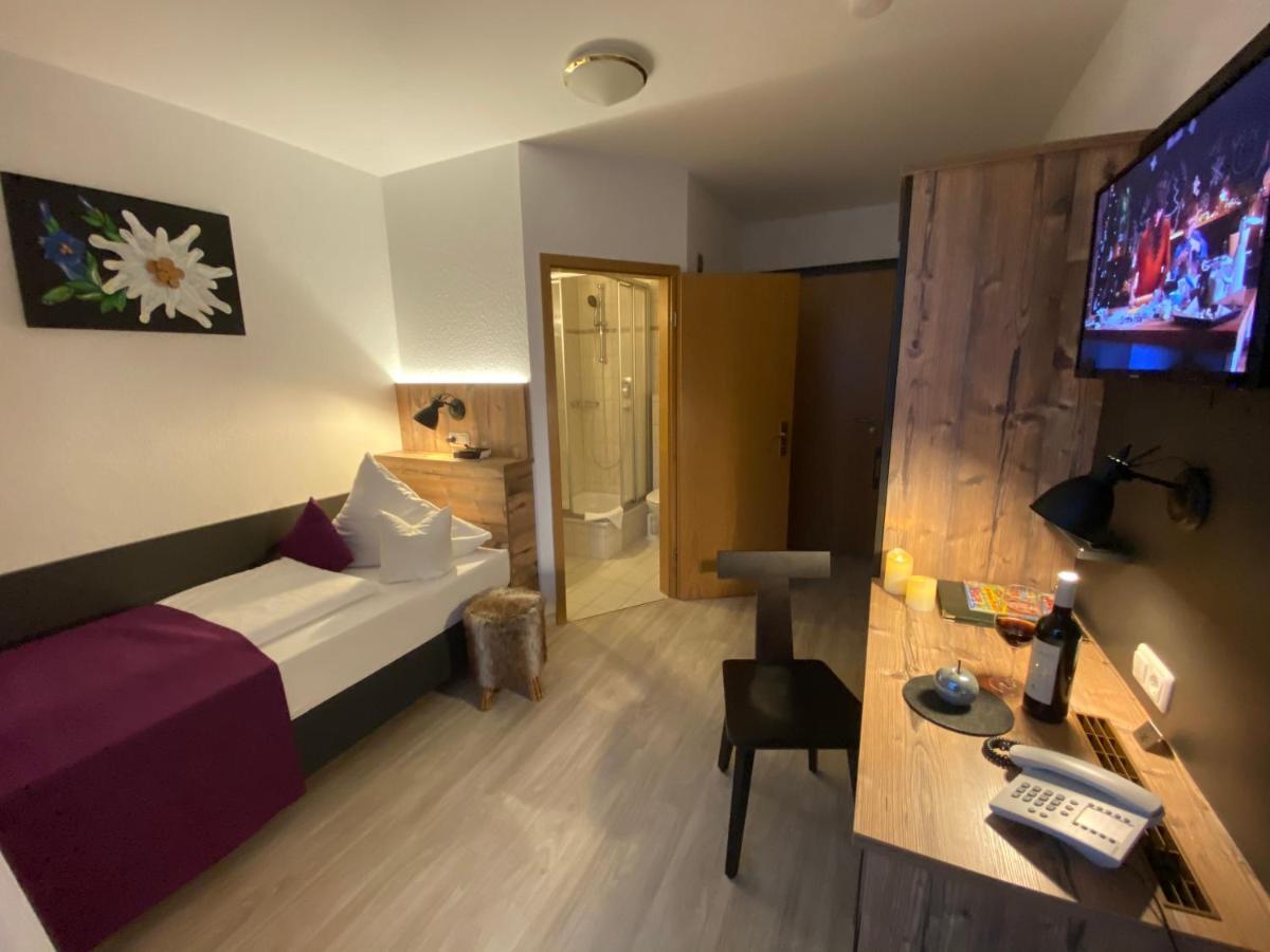 Sascha'S Kachelofen Hotel Oberstdorf Eksteriør billede